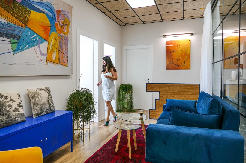 עיצוב של אושרת אוחיון Homy סטודיו מעצבת פנים במרכז