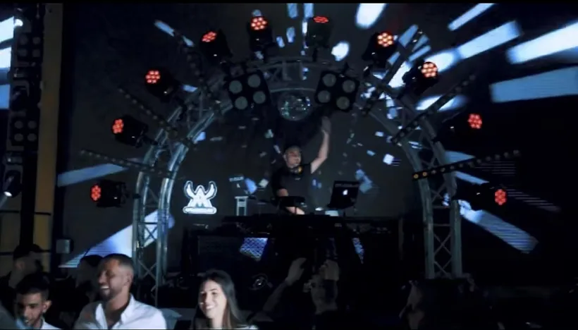 הופעה של אור אזולאי