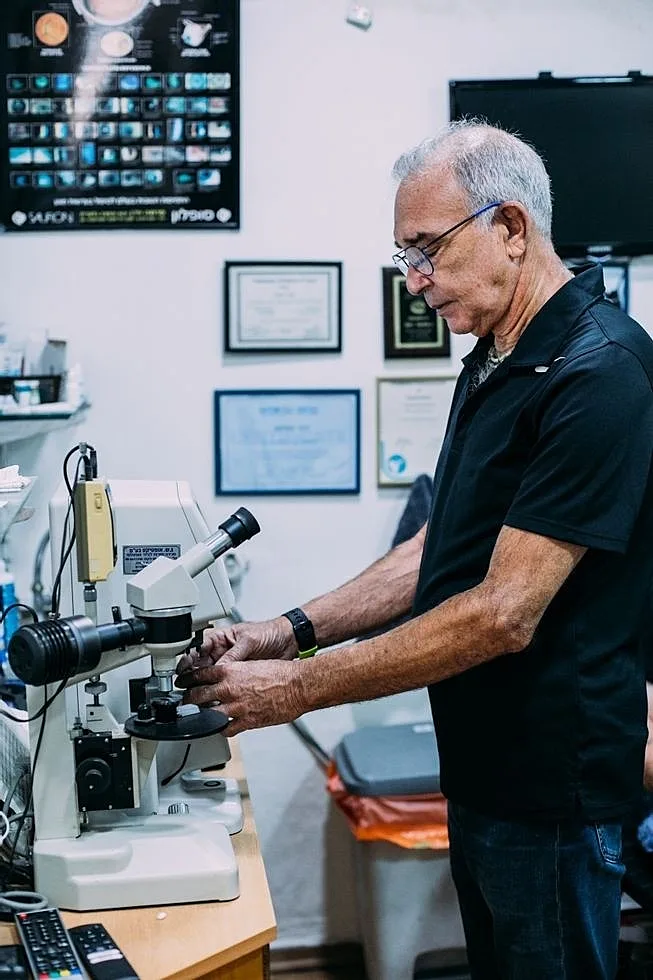 אופטיקה 6:6 בע''מ