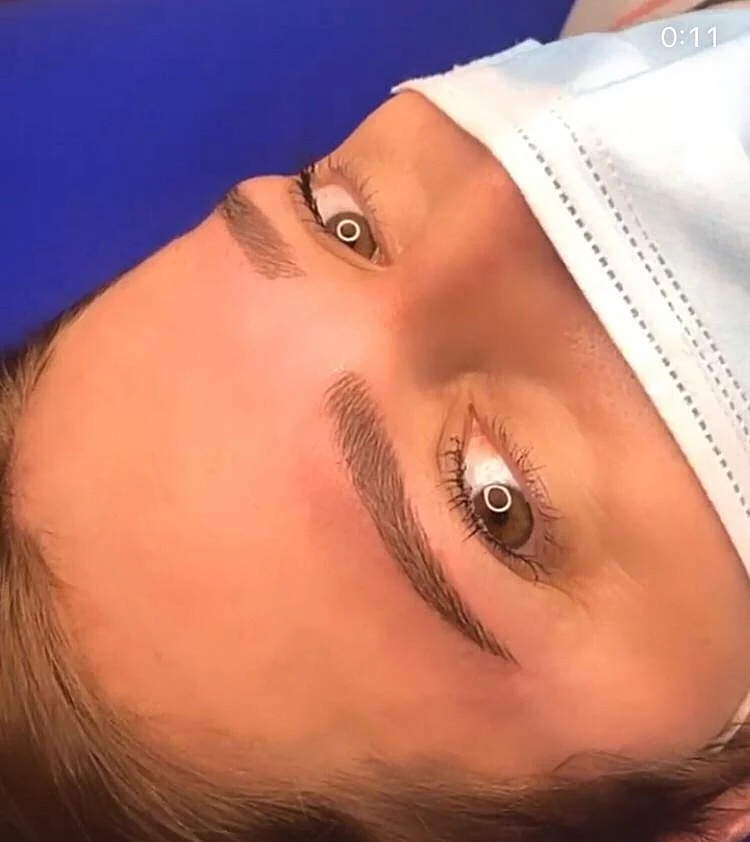 שיקום גבות בלק פרפקט