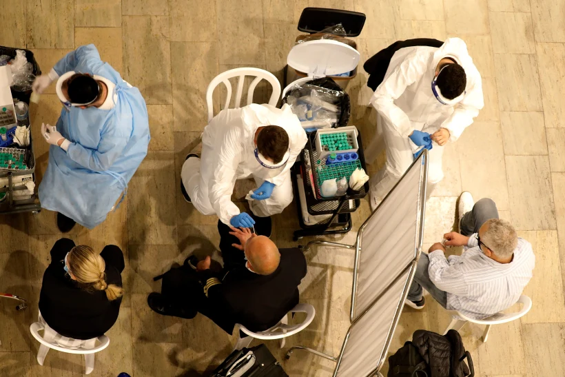 קורונה בישראל, נתב''ג, בדיקה