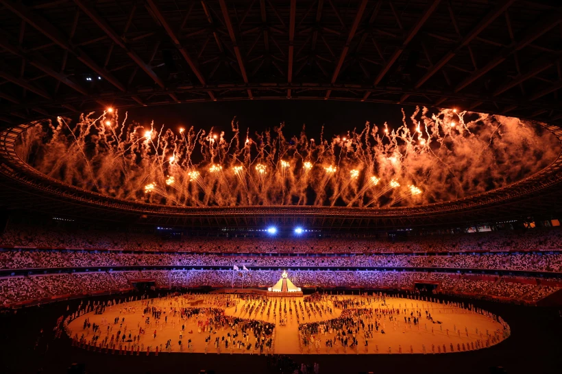 זיקוקים טקס סיום אולימפיאדת טוקיו אולימפיאדה