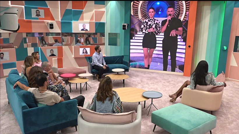 הדחה בהפתעה