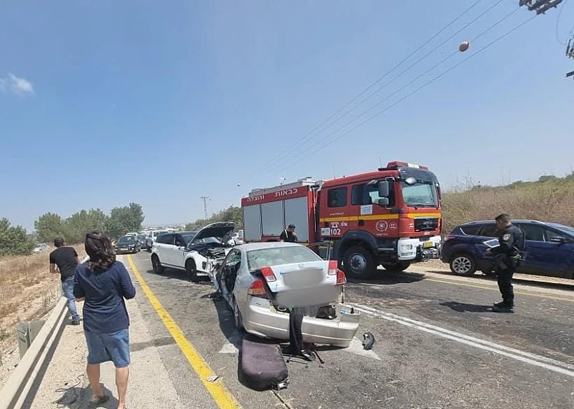 תאונת דרכים בכביש 383