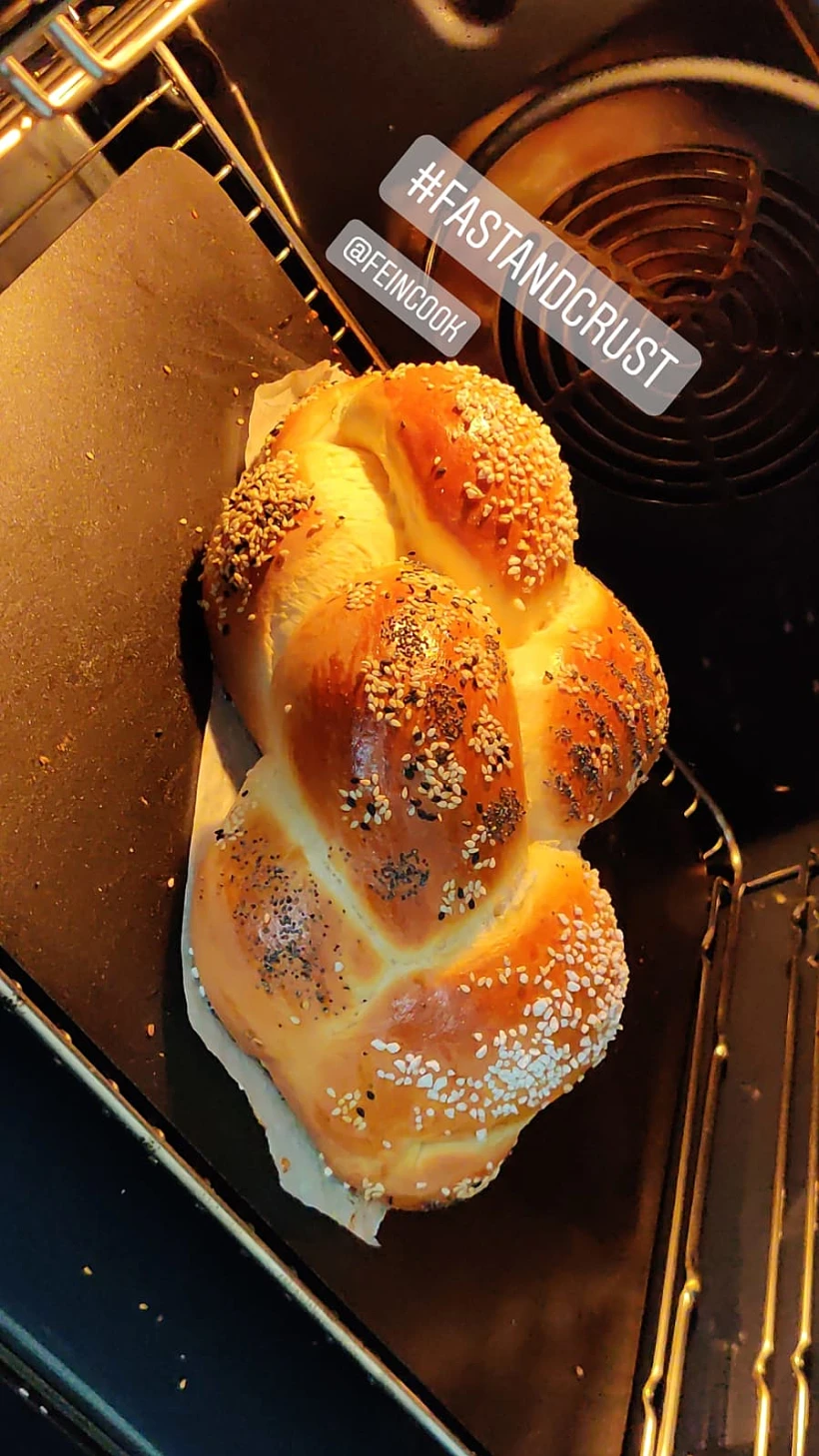 חלת דבש, מייקי סנואו