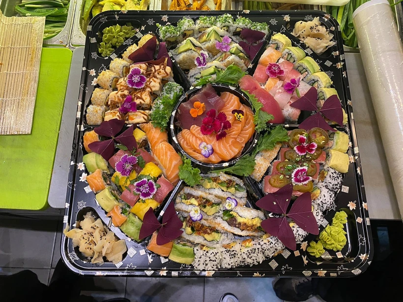 מגש מסיבה סושי בוקס