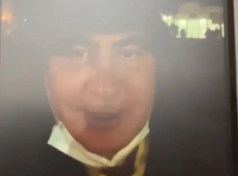 סאקשווילי כפי שהופיע בסרטון LIVE שהעלה לפייסבוק