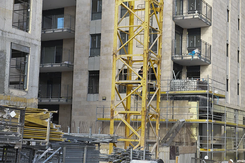 פעילות המשטרה באתרי בנייה