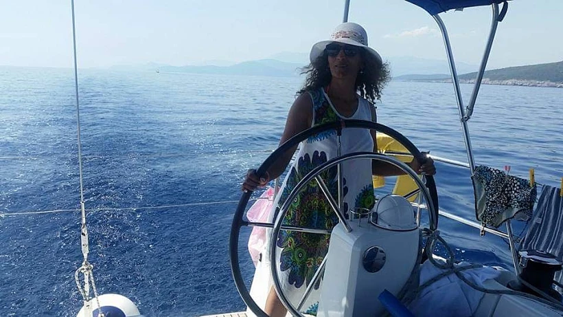 הסירה '' הים ואני''