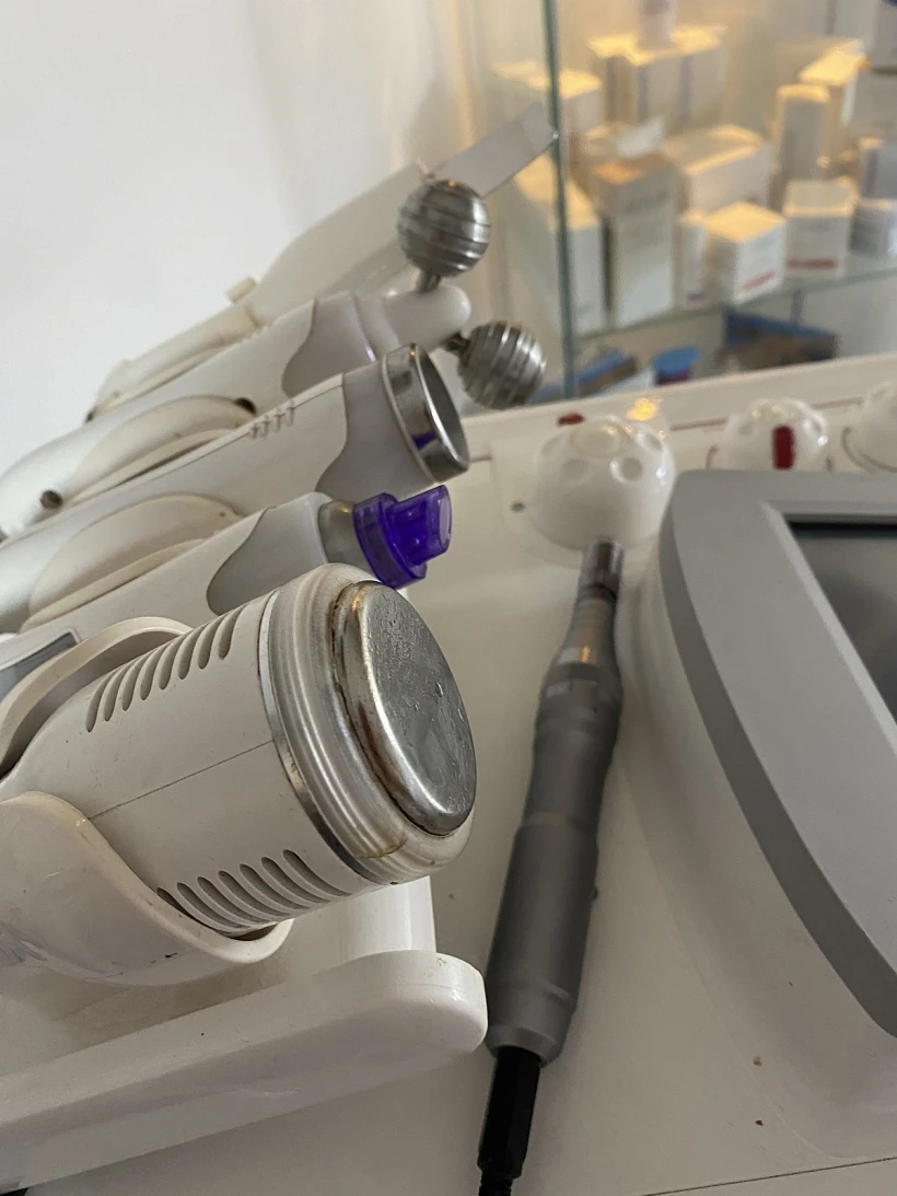 המכשירים אצל סימה קוסמטיק