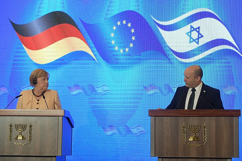 אנגלה מרקל ונפתלי בנט