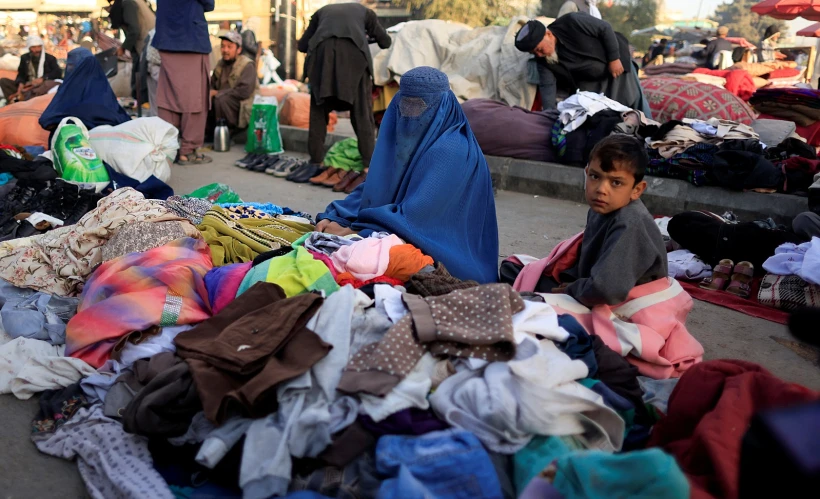 אפגניסטן אפגנים בריחה מ שלטון טליבאן