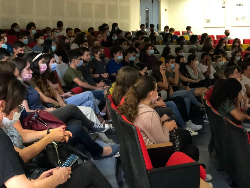 התלמידים - הם גם הקהל וגם המרצים