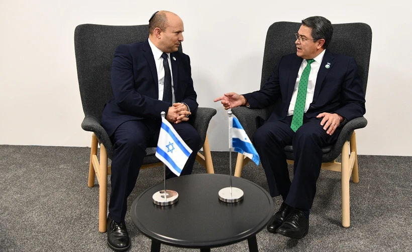 רה''מ בנט בוועידת האקלים עם נשיא הונדורס, חואן אורלנדו ארננדס