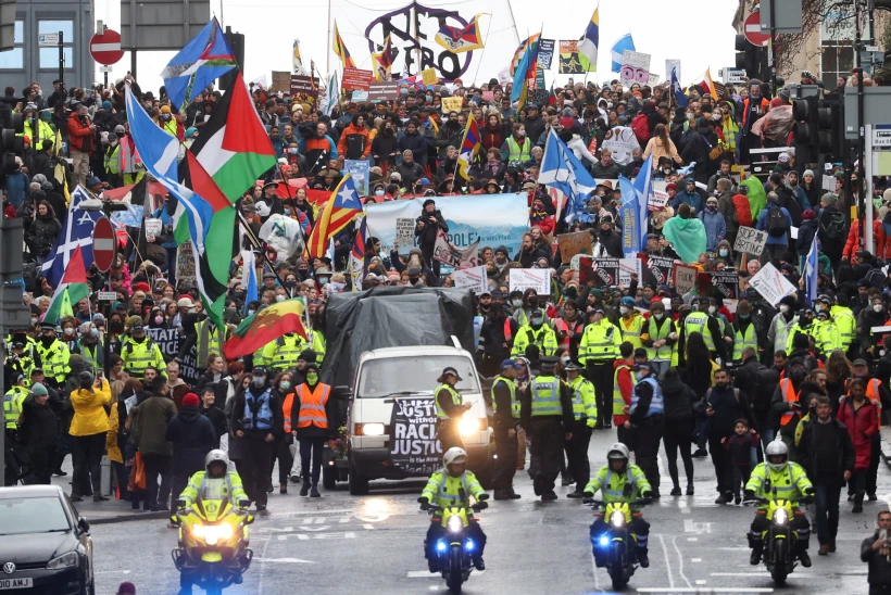 הפגנת ענק בגלאזגו למען נקיטת פעולות נגד משבר האקלים