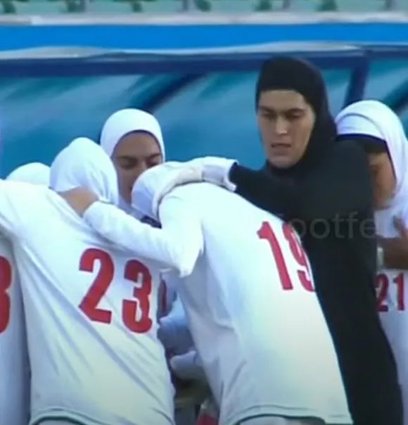 השוערת האיראנית שנחשדת כגבר