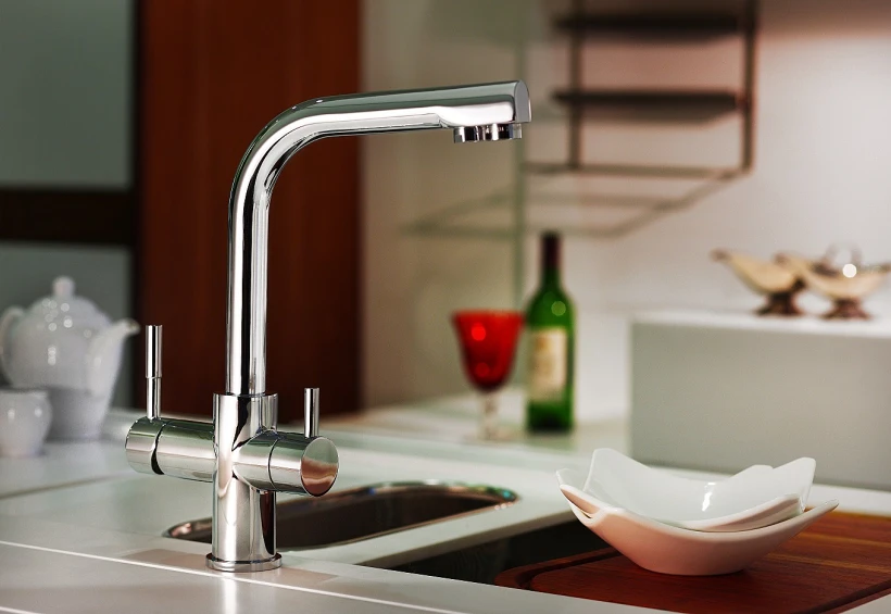 מינרל בר גם שימושי וגם דקורטיבי