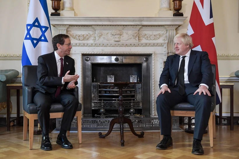 פגישת עבודה מדינית בין הנשיא יצחק הרצוג וראש ממשלת בריטניה בוריס ג'ונסון