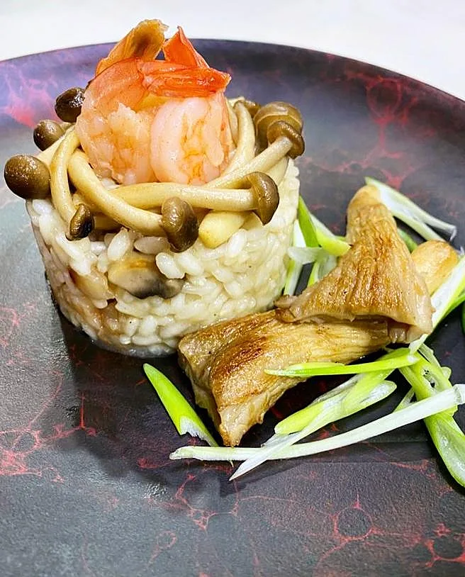 מנה עם פטרייה Agaronov