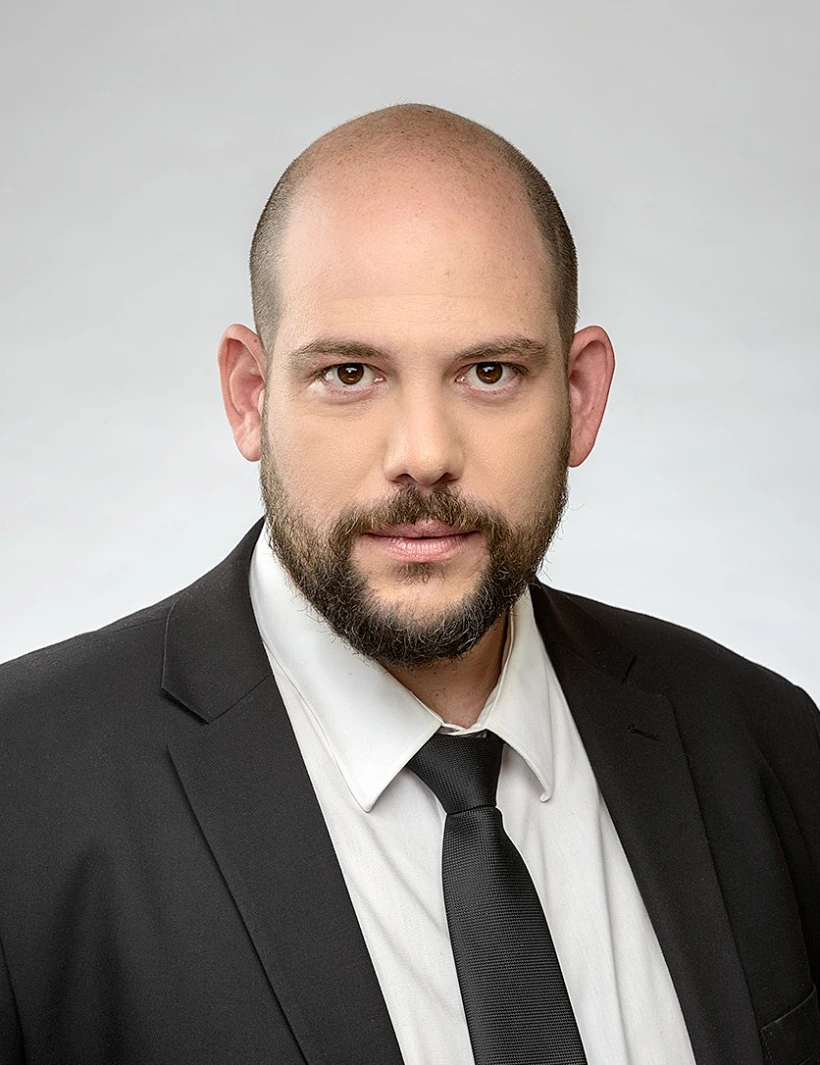 עו''ד עומר בללי