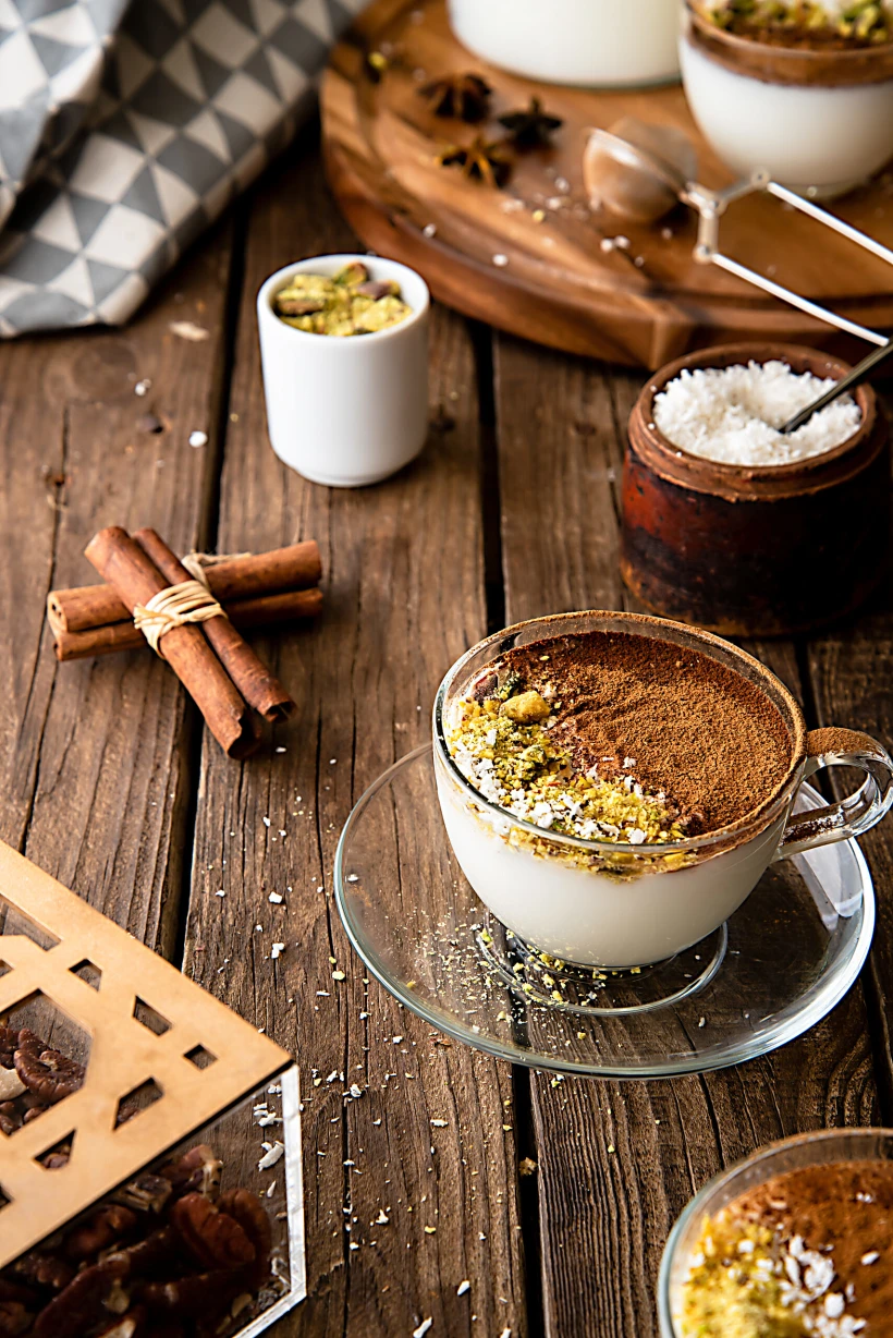 Front,view,for,a,cup,of,sahlab,,arabic,pudding,hot