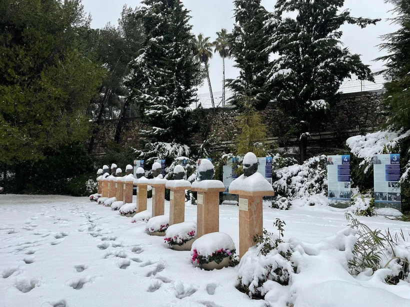 פסלי הנשיאים בבית הנשיא בירושלים