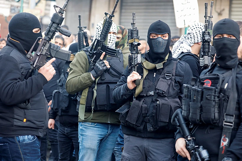 איבראהים אלנאבולסי, אדהם מברוכ ומוחמד א-דח'יל