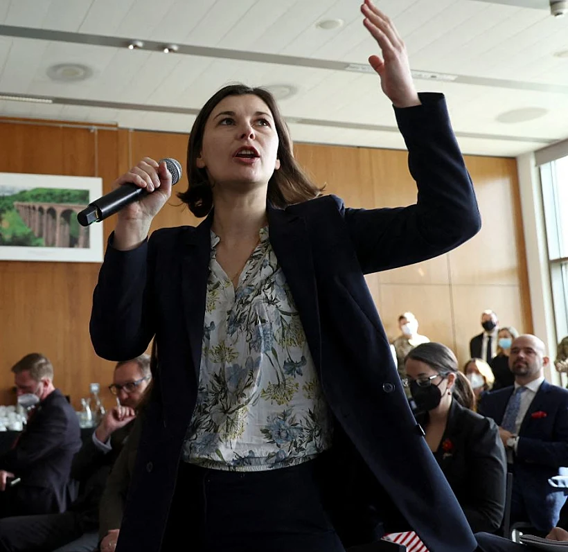 דריה קלניאוק עיתונאית אוקראינית אוקראינה בוריס ג'ונסון מסיבת עיתונאים רוסיה