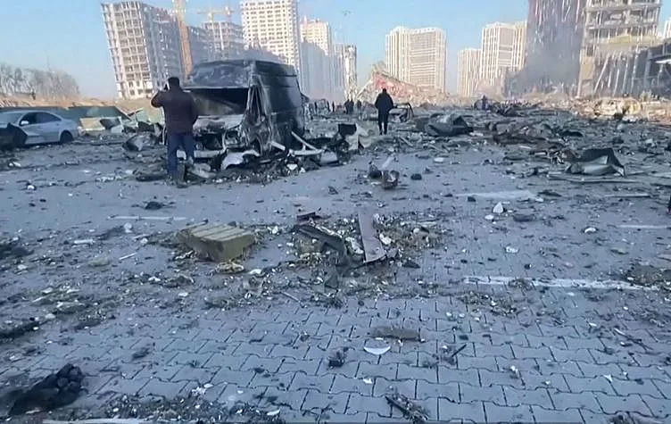 קייב בבוקר אחרי הפגזות כבדות