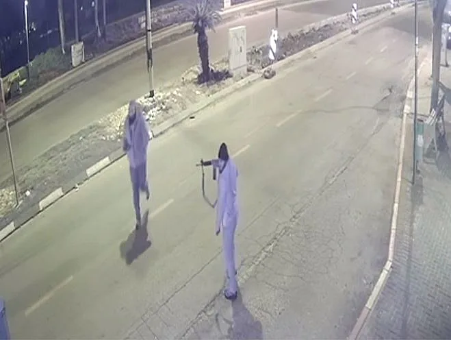 שני מחבלים פתחו באש בחדרה