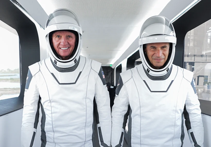 איתן סטיבה, האסטרונאוט הישראלי, לפני ההמראה לחלל