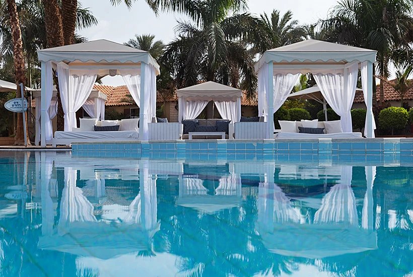 מלון אסטרל ויליג'