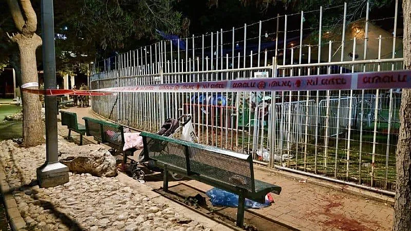 זירת הפיגוע בה נפצע בן ה-38