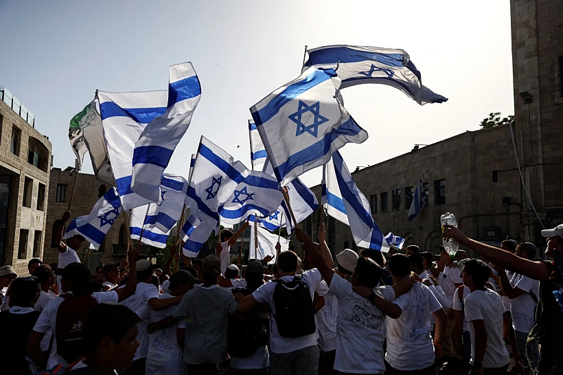 מצעד הדגלים
