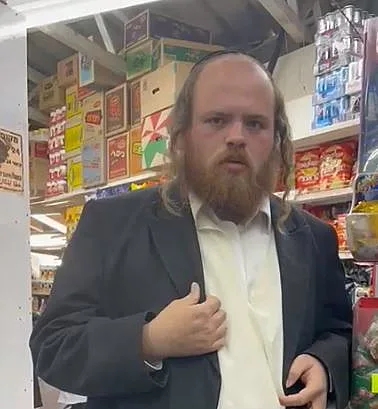 מרדכי שולמן תחקיר פדופיל רב גן ילדים