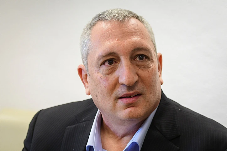 ניר חפץ