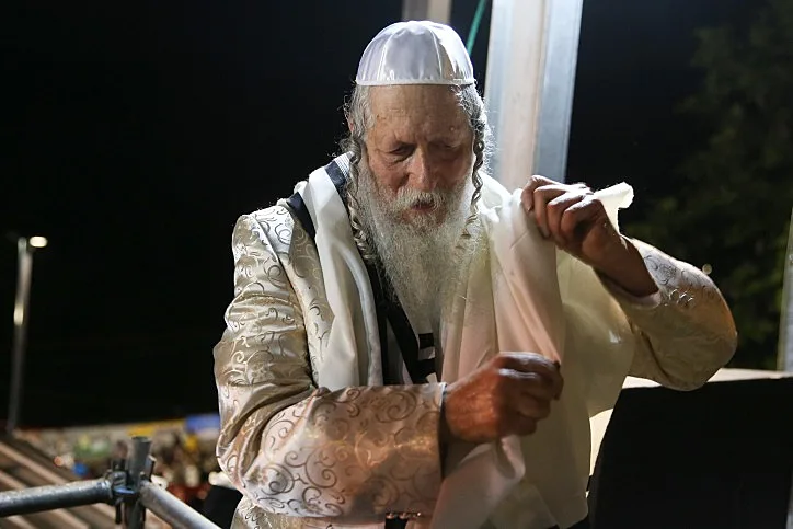 אליעזר ברלנד, מנהיג קהילת ''שובו בנים''