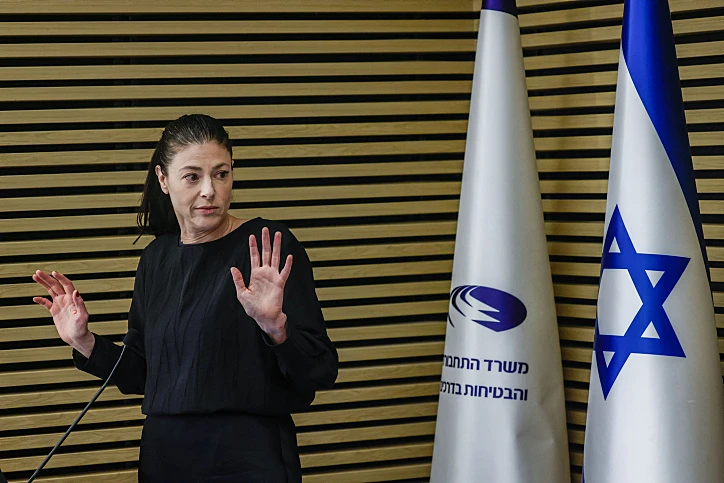 .שרת התחבורה מרב מיכאלי