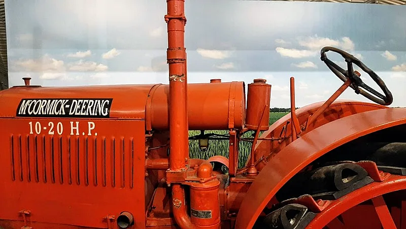 מוזיאון הטרקטורים - חצר ראשונים קיבוץ עין שמר