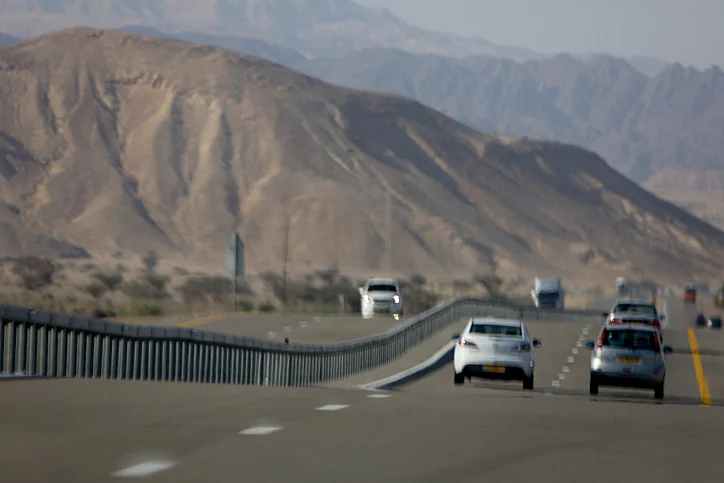 .כביש הערבה (90)