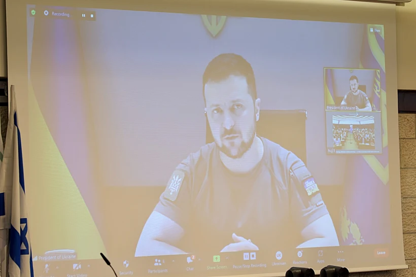 זלנסקי נואם בפני הסטודנטים של האוניברסיטה העברית