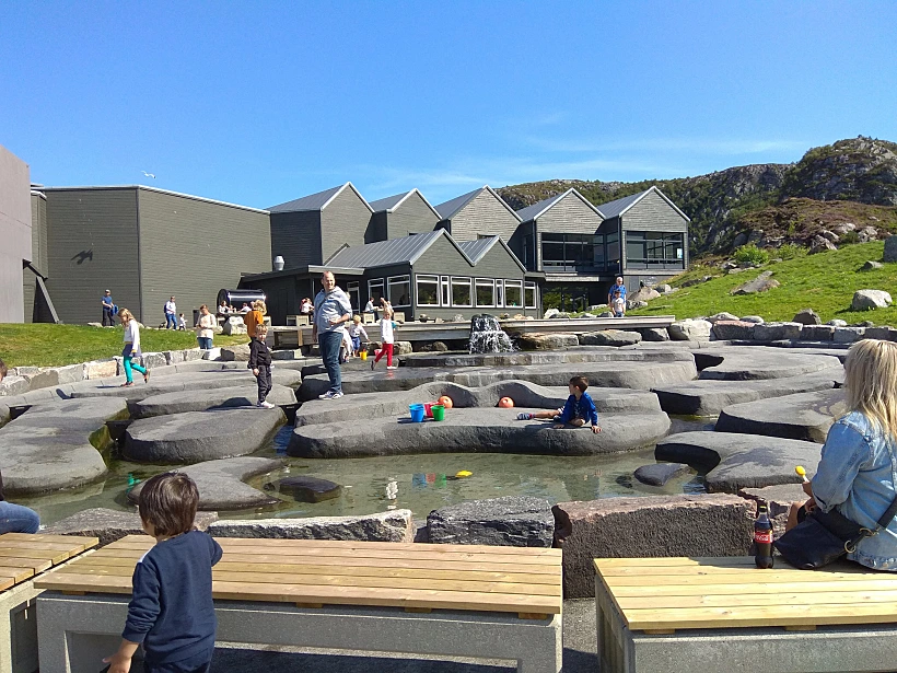 פארק מים. צילום עמנואלה בינר