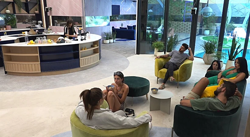 הדיירים בפינת הישיבה | האח הגדול 4