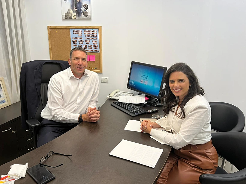 איילת שקד ומתן כהנא לאחר פרישת בנט