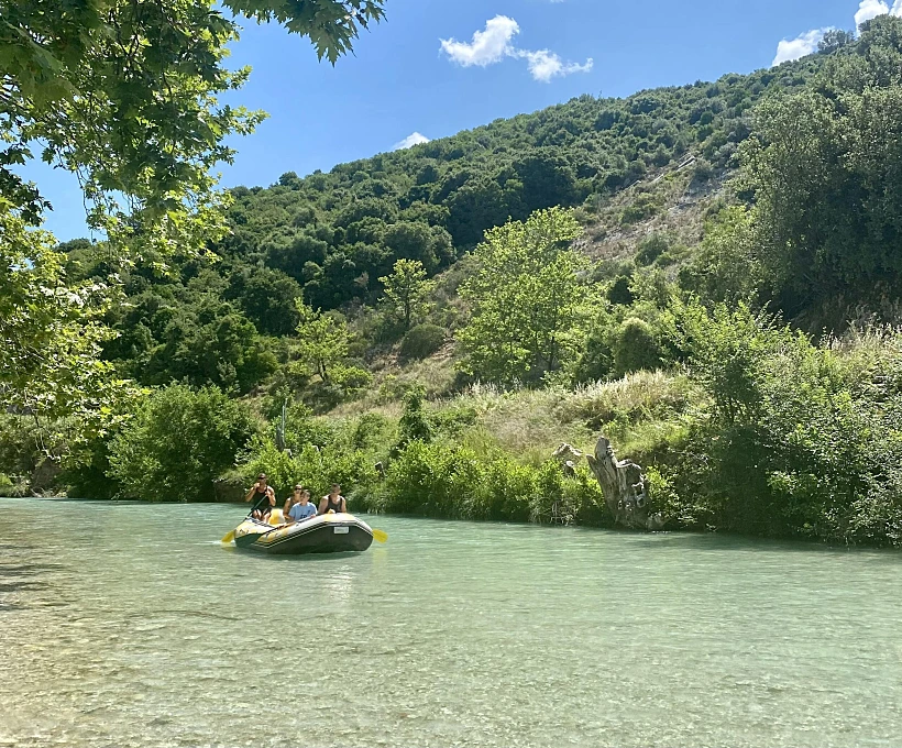 רפטינג בנהר האכרון. צילום: אבנית (ניתי) סטרולוב