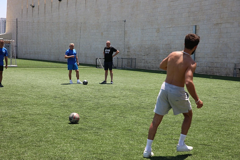 שחקני שנות ה-90 מול כוכבי העבר של נבחרת ישראל