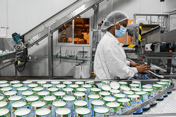 מפעל בן אנד ג'ריס בבאר טוביה