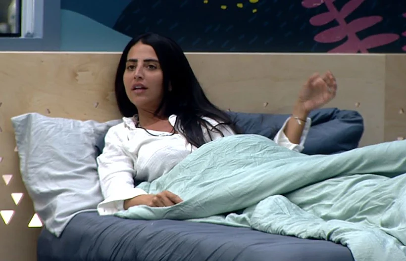 בר | האח הגדול עונה 4