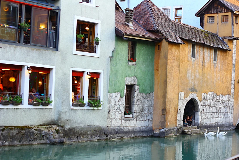 העיר אנסי. צילום: תאיר פאר