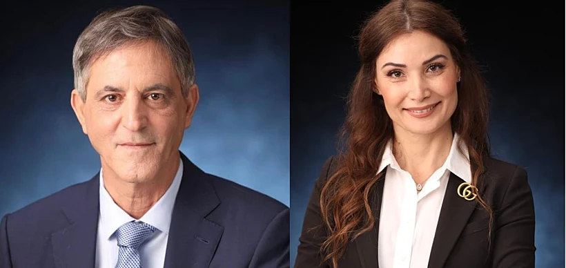 עורכי הדין רומי קנבל ואבי חימי, המייצגים את בעל המסעדה